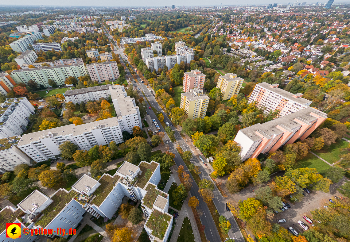 13.10.2022 - Fassadensnaierung am Karl-Marx-Ring 11-21